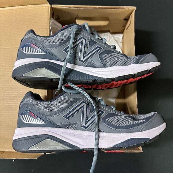New Balance 1540v3 Grey Red Dragonfly Running Shoes Sneakers W1540GD3 main image 4